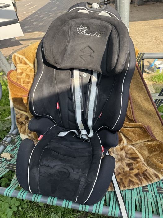 Автокрісло Chicco 9-36 кг