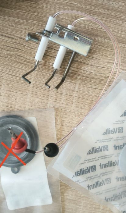 Vaillant elektroda NOWA zapalnik zapłon oryginał 090726