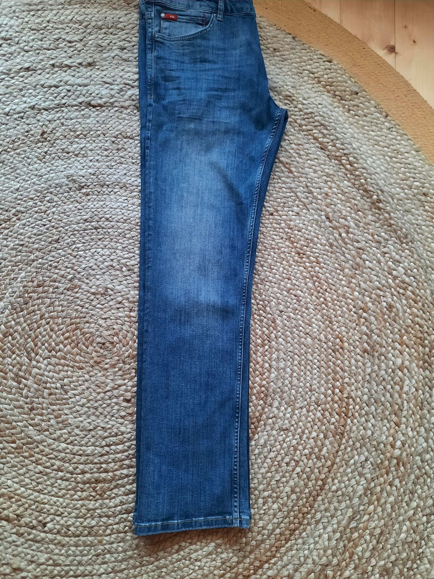 Spodnie jeansowe Lee Cooper 33x32 prosta nogawka.