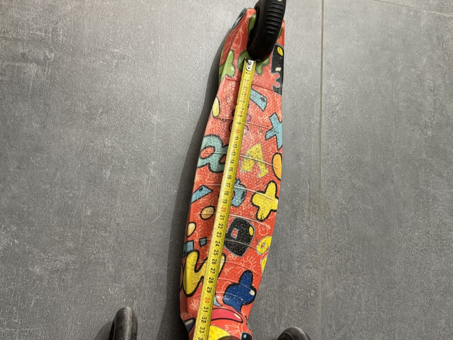 Hulajnoga dziecięca trójkołowa