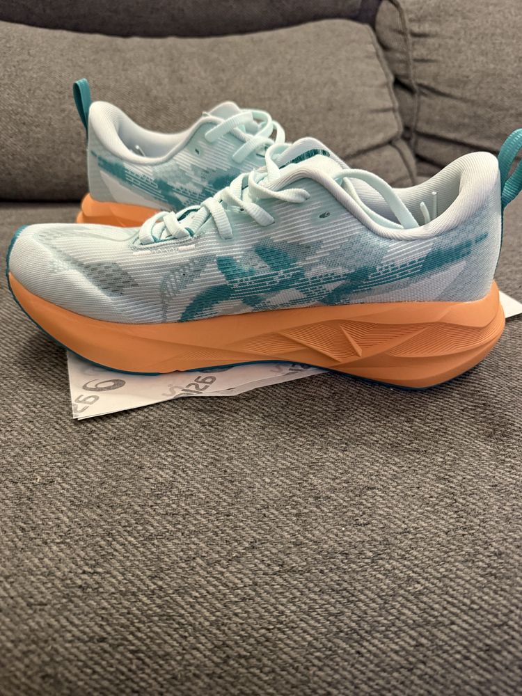 Asics novablast 5