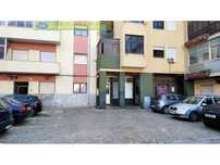 Loja de 38,27 m2 com cave de 300,00 m2. Alto do Seixalinho, Barreiro.