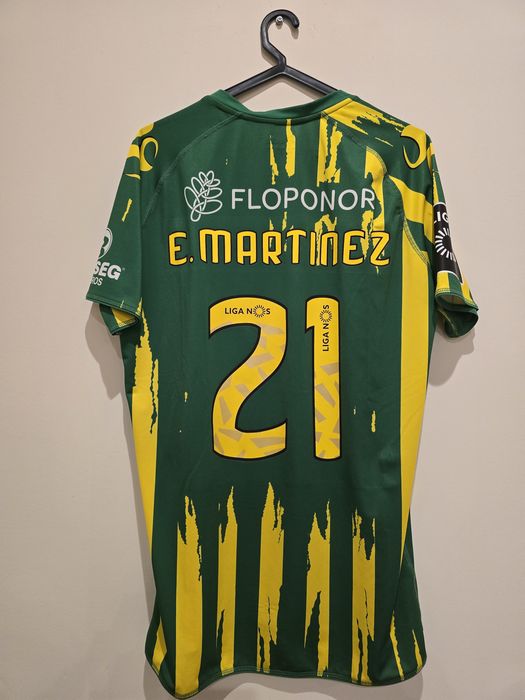Camisola de jogo do Tondela