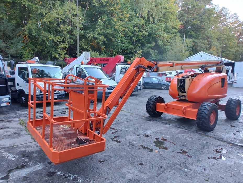 Podnośnik koszowy przegubowo teleskopowy samojezdny JLG 600 AJ