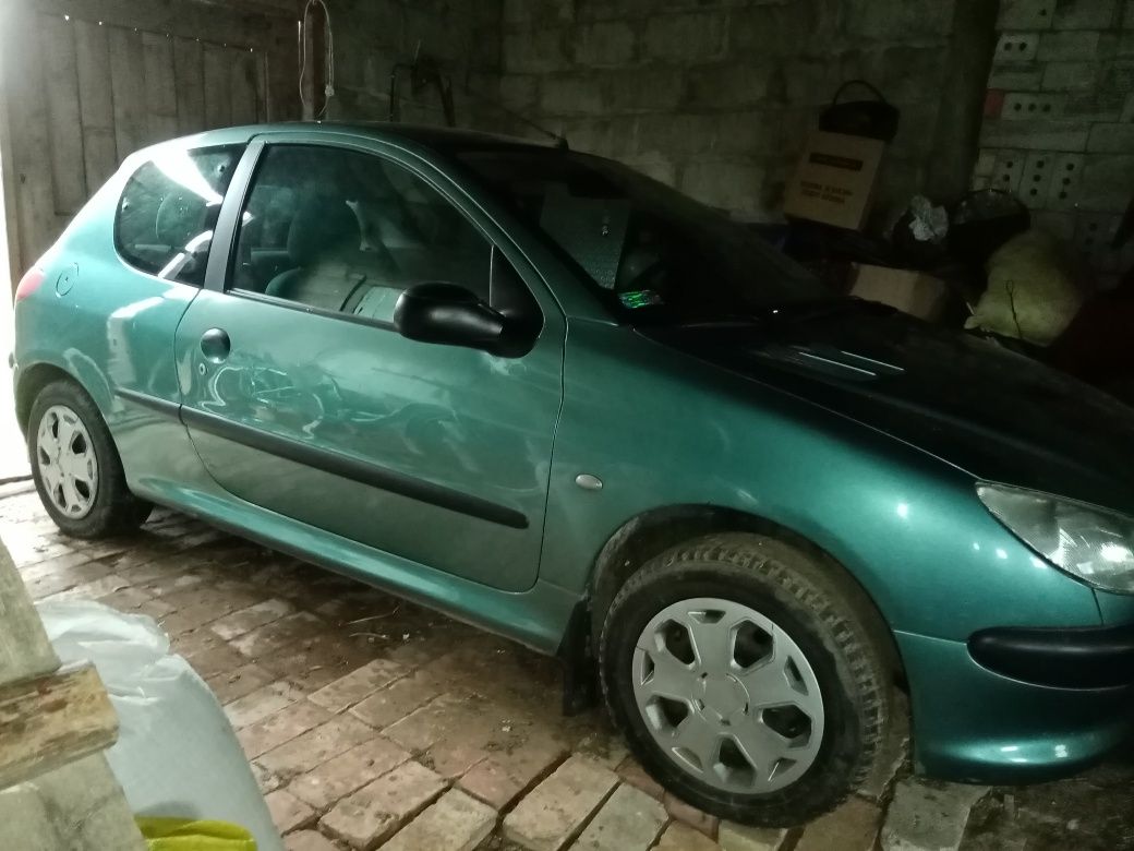 Peugeot 206 1.4 benzyna 3 drzwi