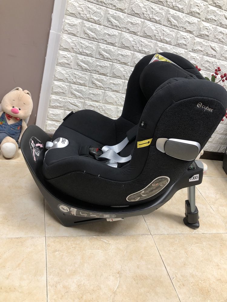 Автокрісло 360 Cybex Sirona Z i-Size Група 0/+1 (0-18 кг) сайбекс