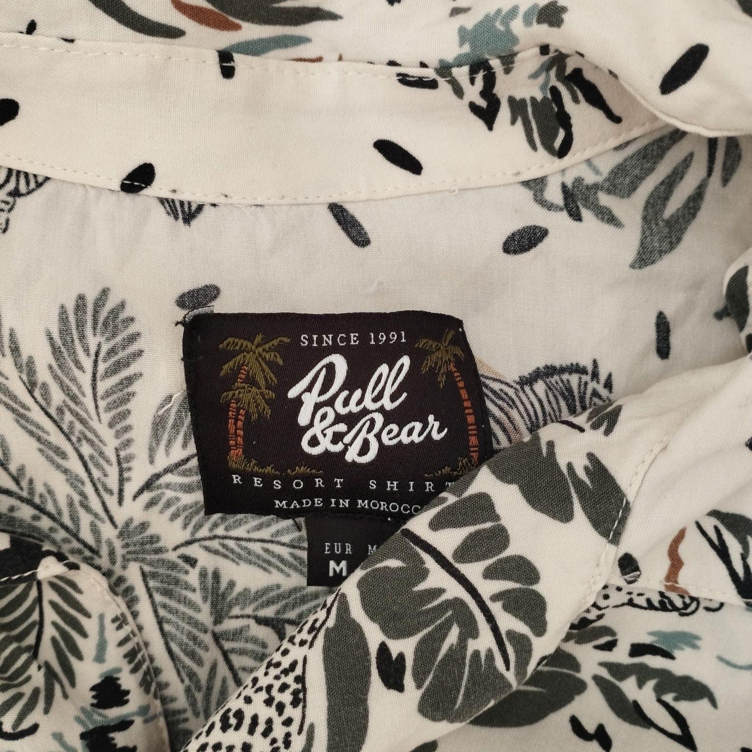 Koszula męska Pull&Bear, rozmiar M – wzór safari, 100% wiskoza