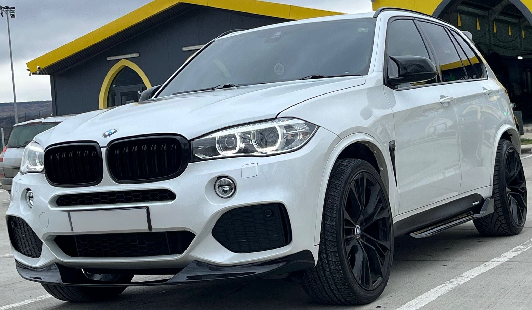 бампер Разборка БМВ Х5 Е53 Е70 F15 Розборка BMW X5 E53 E70 Ф15 Детали