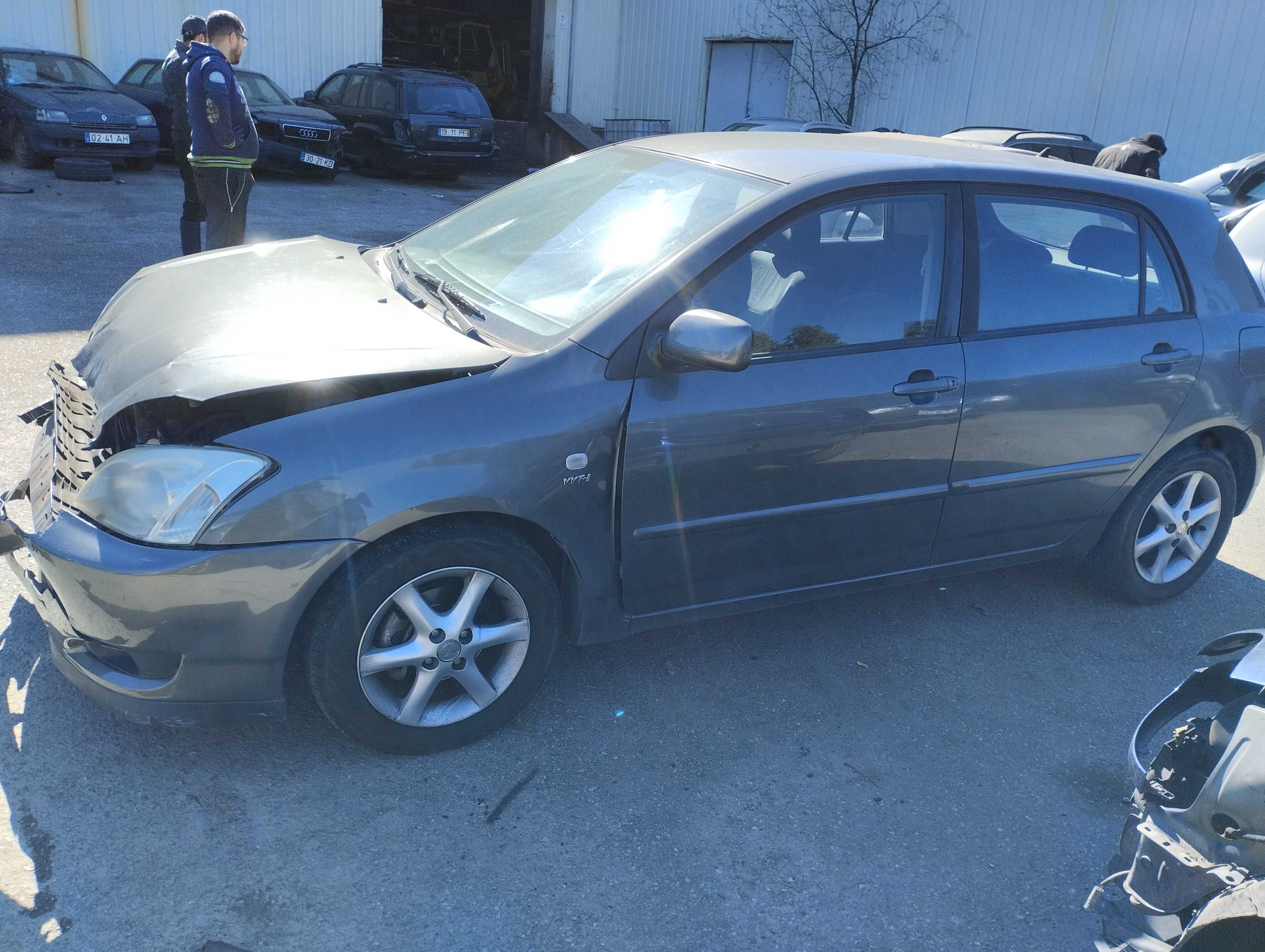 Toyota Corolla 1.4 VVT-I Só Para Peças