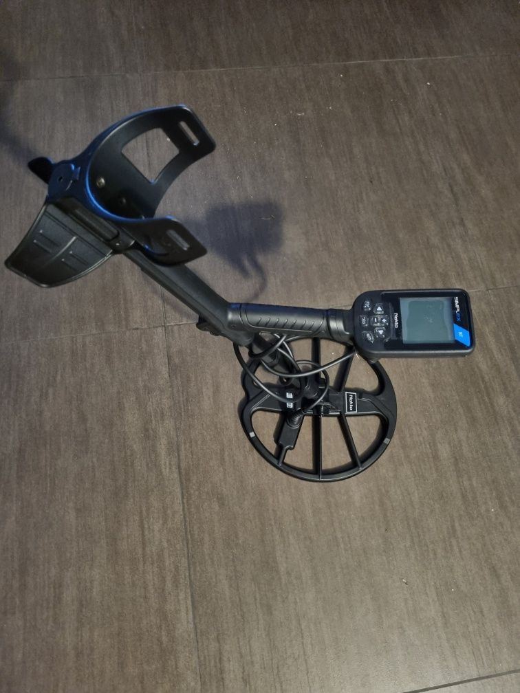 Wynajem wykrywacz metali Nokta Simplex BT cały zestaw w cenie