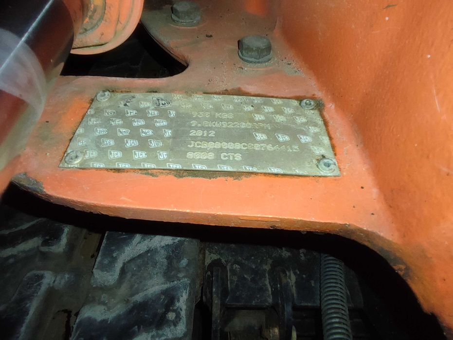 Minikoparka JCB 8008