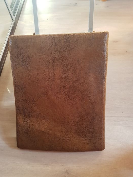 Krzesła tapicerowane skóra ekologiczna