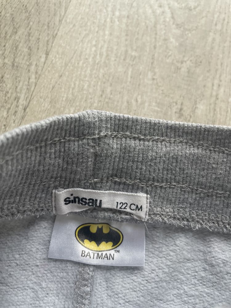 Spodnie 122 Batman