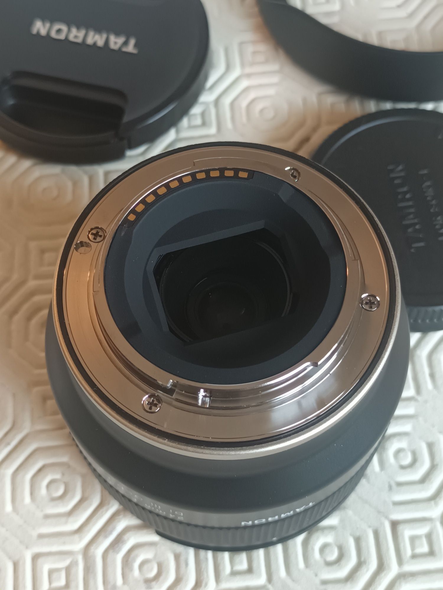 Tamron 24mm f2.8 sony