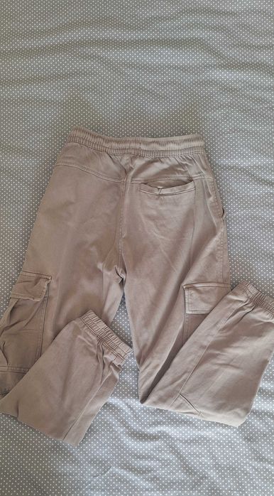 Calças Cargo como NOVAS