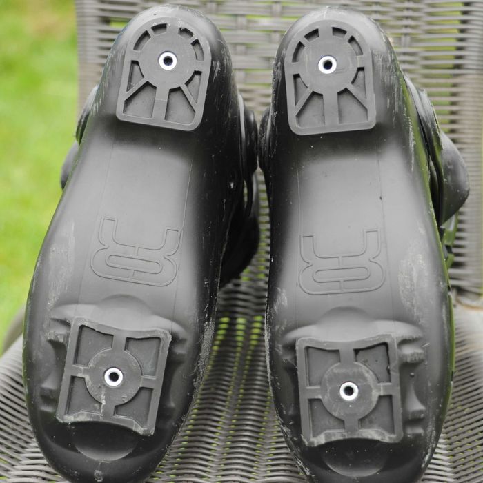 Używane skorupy z linerami FR/Seba/Oxelo