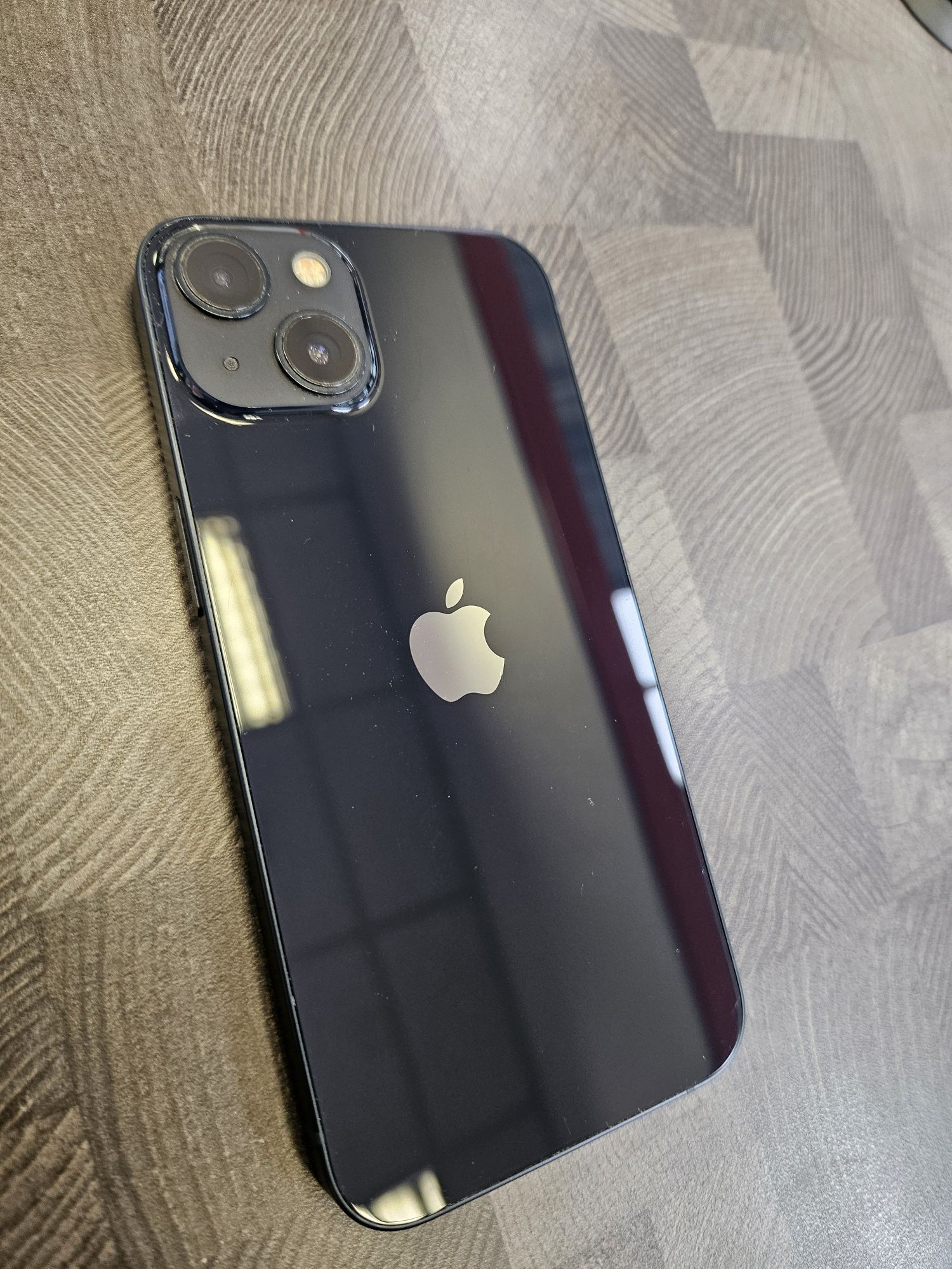 iPhone 13 256GB stan dobry z dowodem zakupu
