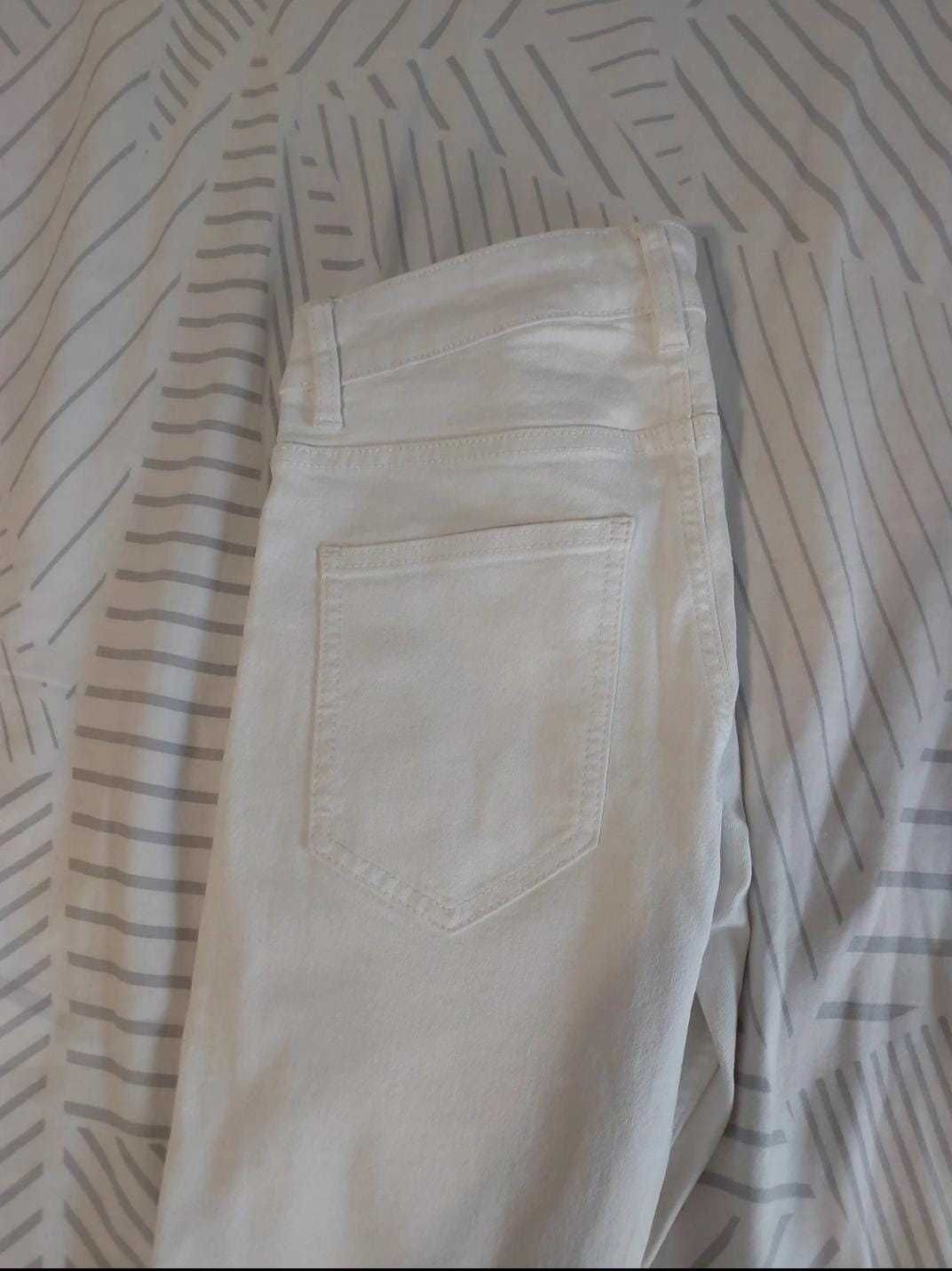 5 - calças brancas Bershka (rapaz tam.34)