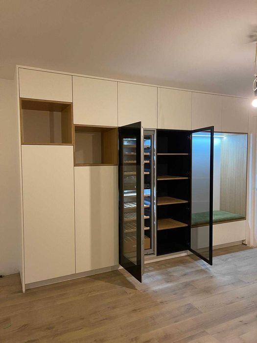 Montagem de Mobiliário e Carpintaria