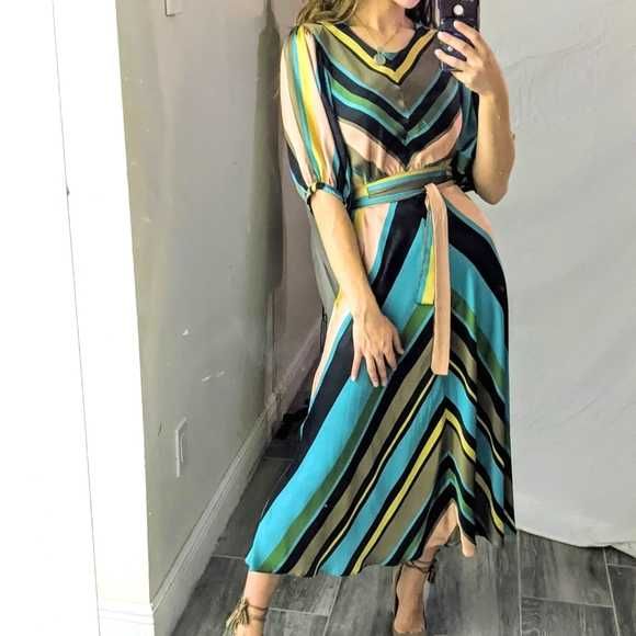 Zara Роскошное платье, длинное стильное с поясом сукня