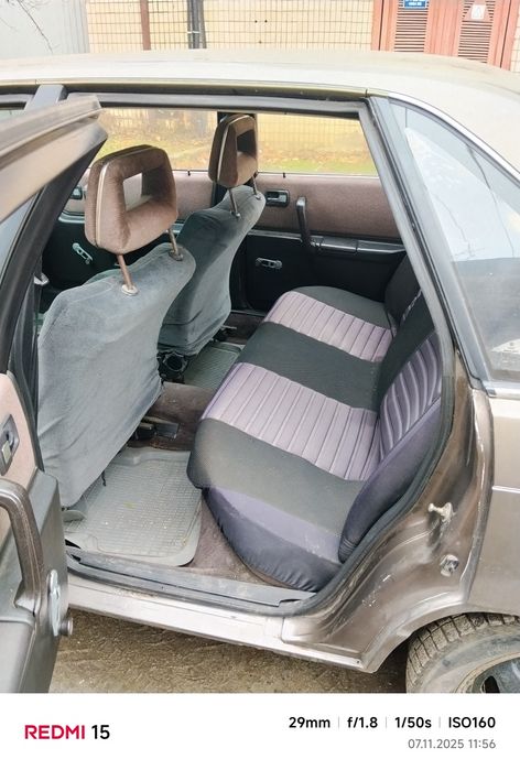 Audi 100 1983 Рік Ауді