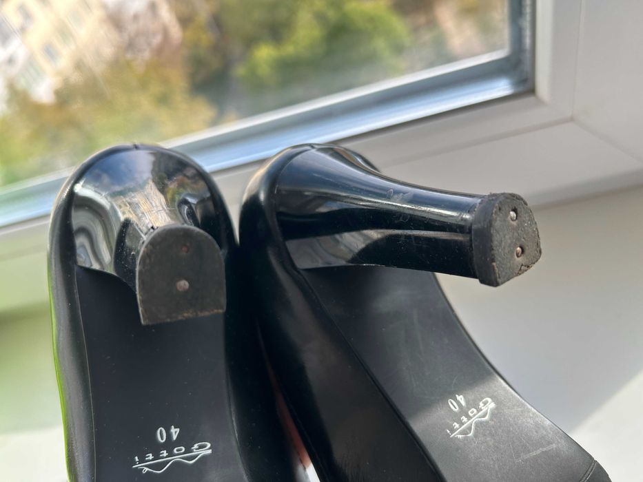 Туфли кожаные  Nivelle Gotti 39-40р. 25-25,5-26 см отличн. сост.