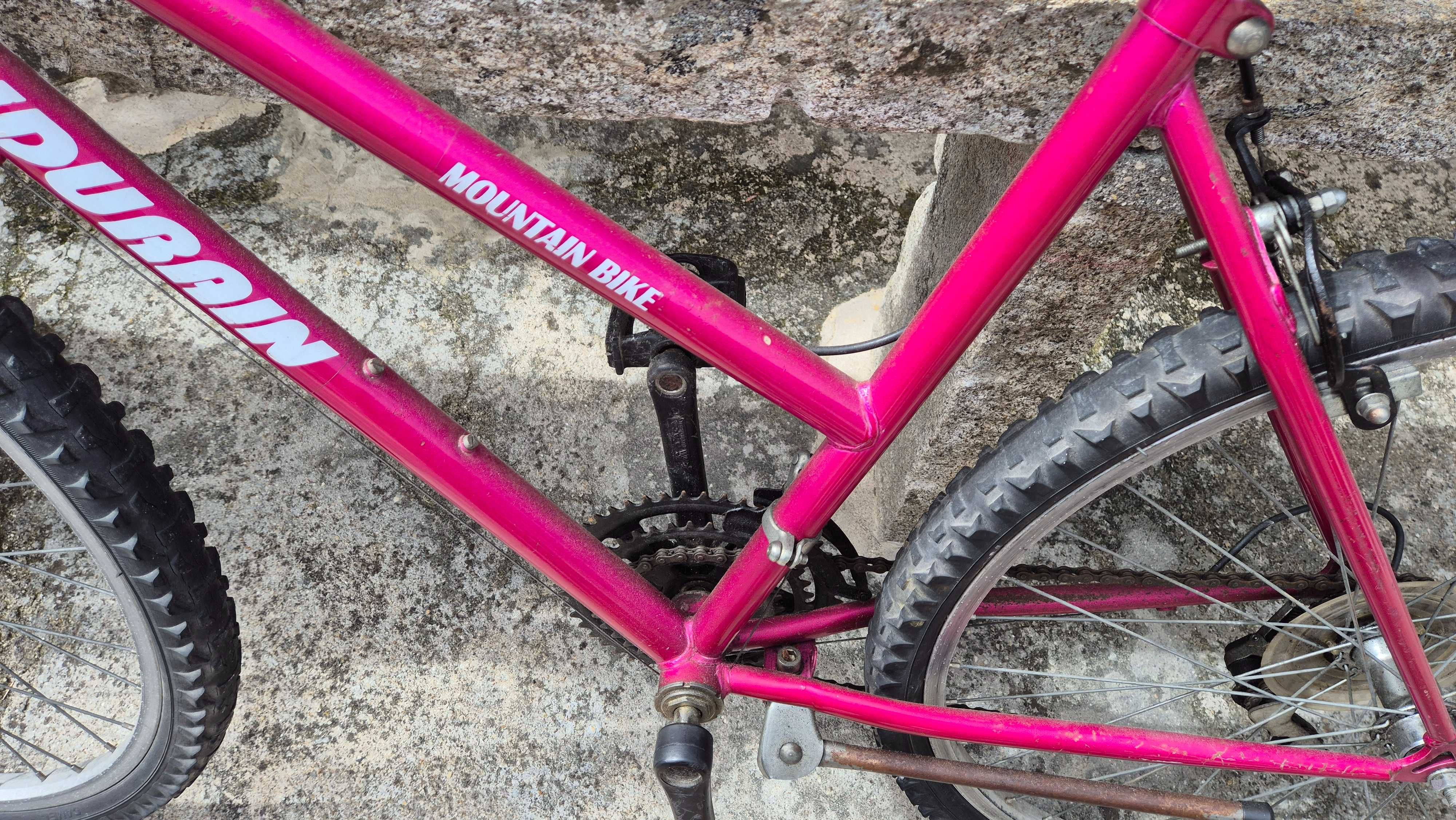 Bicicleta em bom estado geral