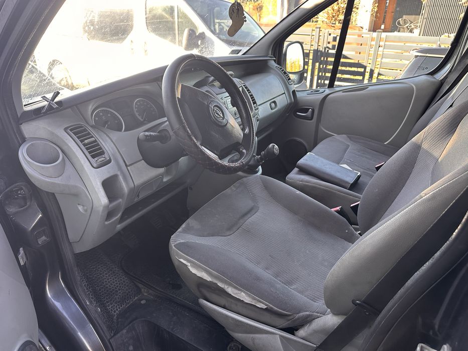 Opel vivaro 2007r 2.0dci 6os brygadowka