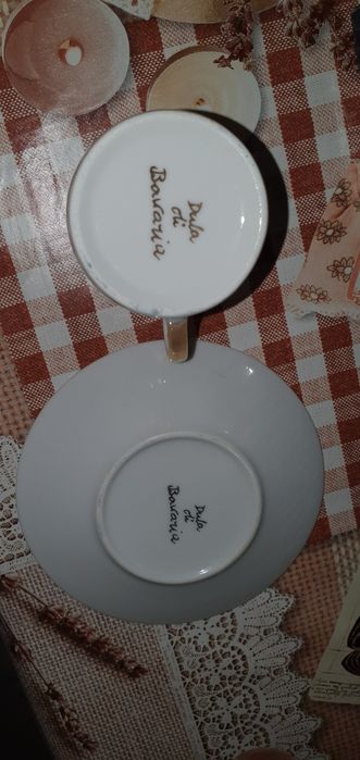 Набір порцелянових чашок