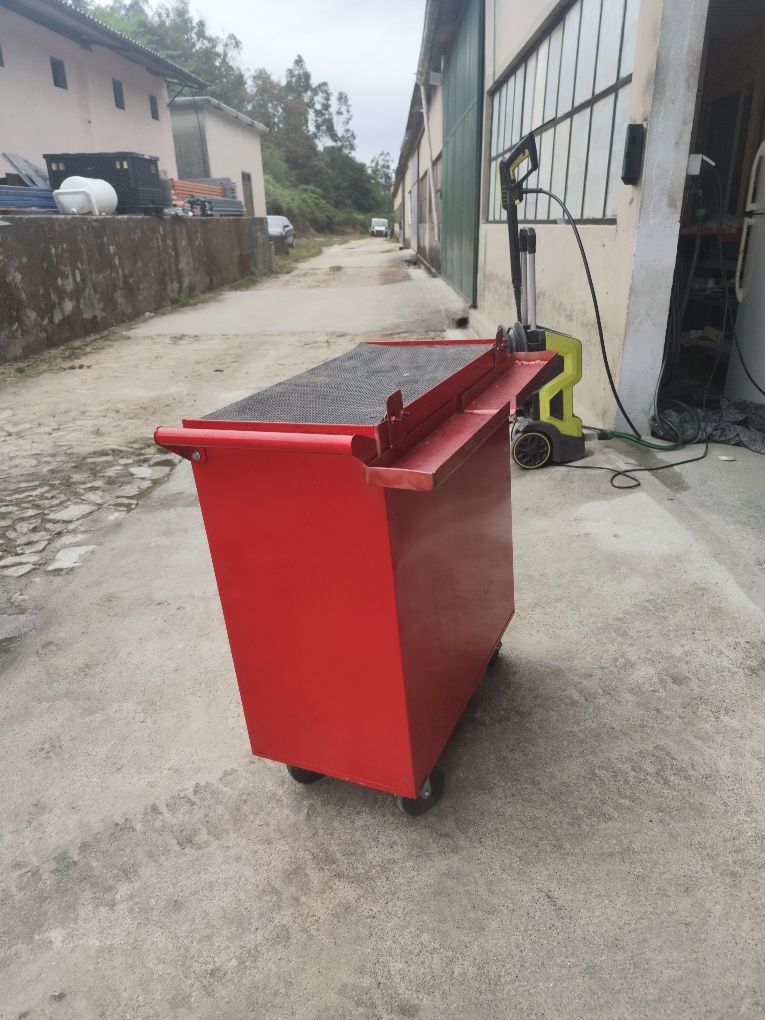 Vendo carrinho de ferramentas