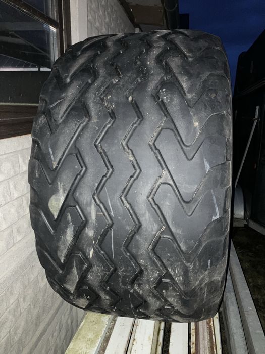 Opona  710/50R26,5 Vredestein