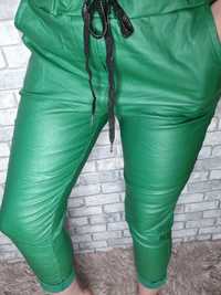 Super spodnie gnieciuchy skórki 44 46