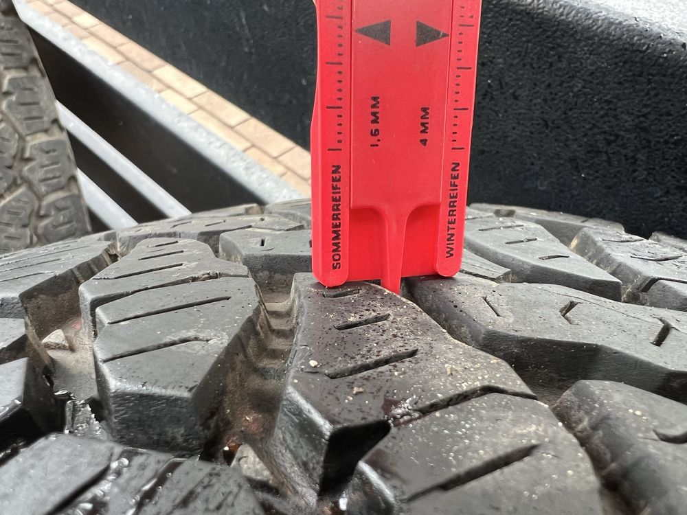 Opony terenowe General Grabber AT3  205/75 r15. 5x112