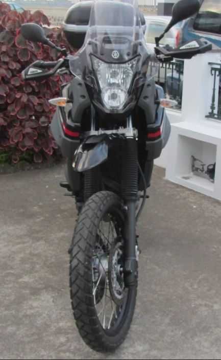 Guarda-lamas Frente Universal Polisport Preto (Usado em Teneré XT660Z)