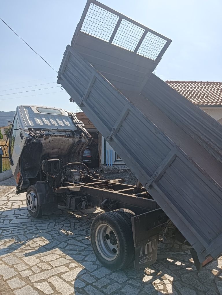 Mitsubishi Canter
