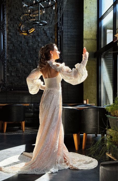 Прокат суконь для фотосесій та будь-яких подій