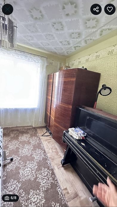 Продається трьокімнатна квартира по вул. В.Великого