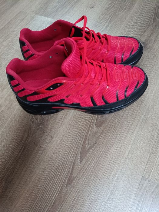 Buty sportowe męskie 45
