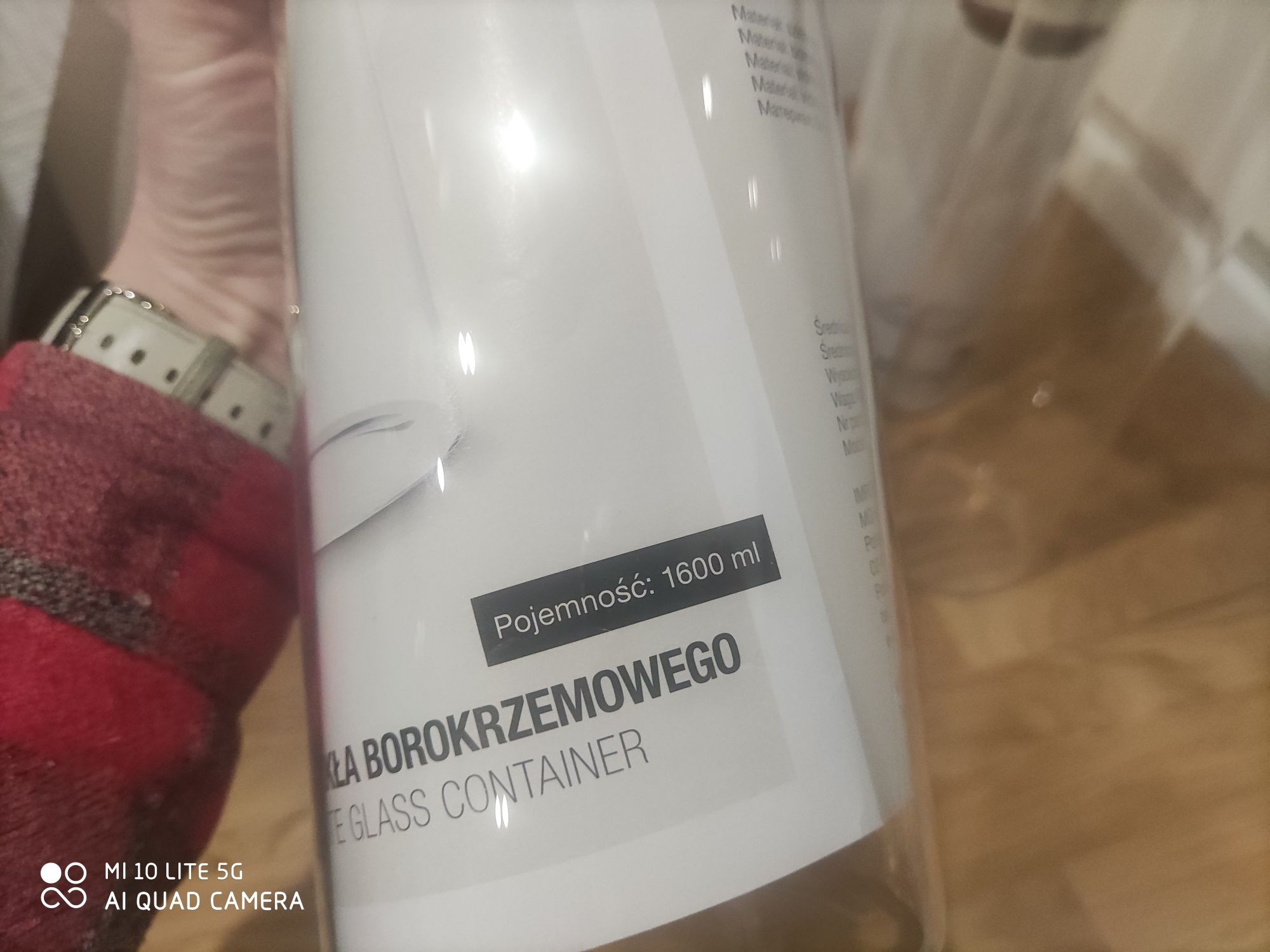 Nowe 3 pojemniki ze szkła brokrzemowego 1600ml