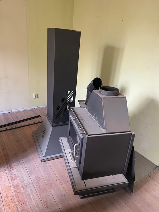 Kominek wolnostojący żeliwno-blaszany