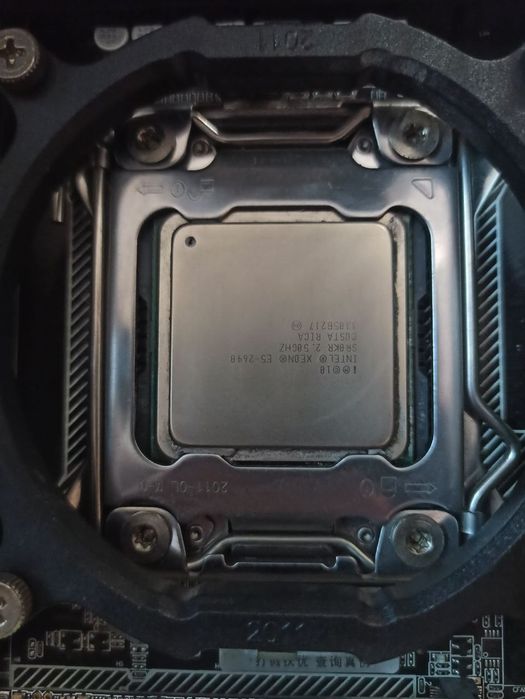 Комплект HUANANZHI X79 + e5 2640 + 32GB