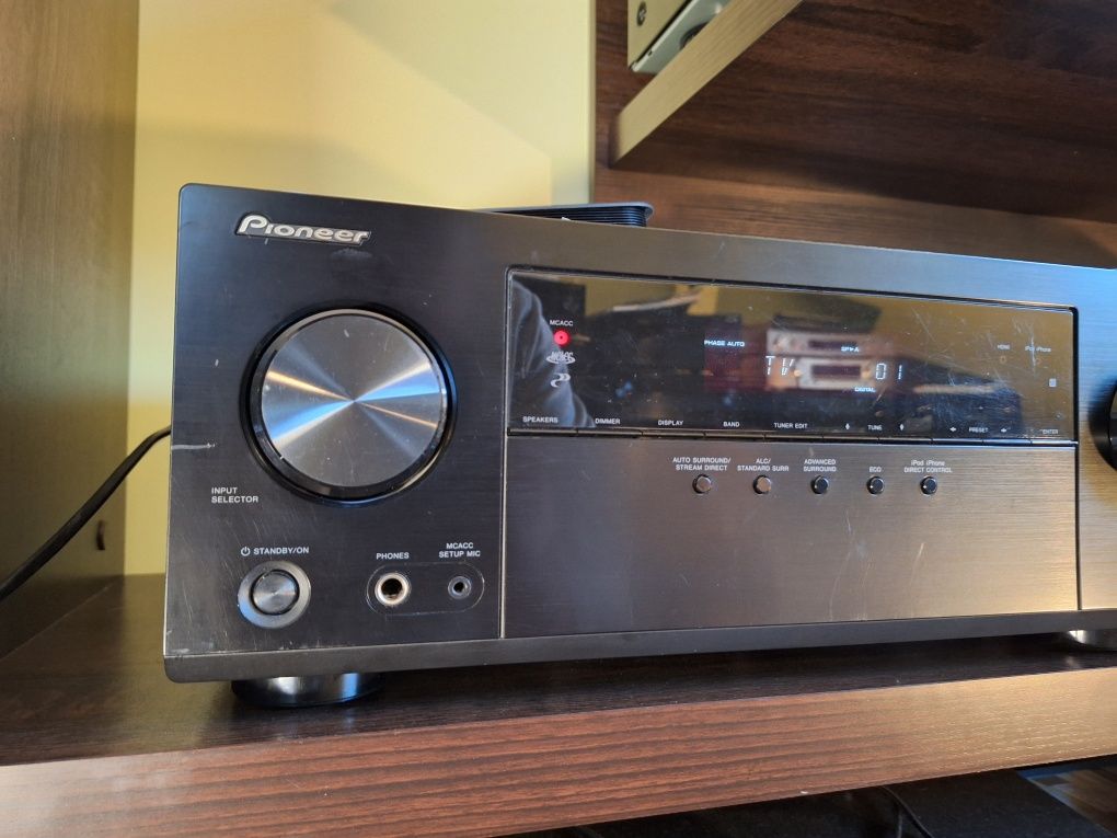 Amplituner  4k Pioneer vsx-423