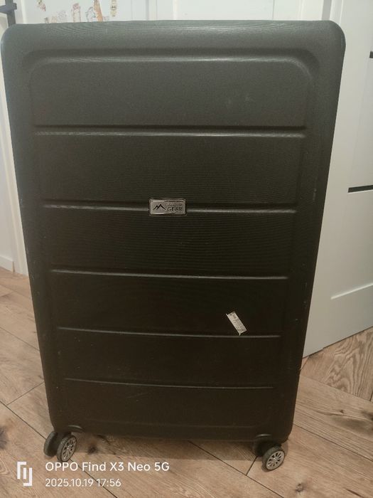 Walizka duża  4 kółka