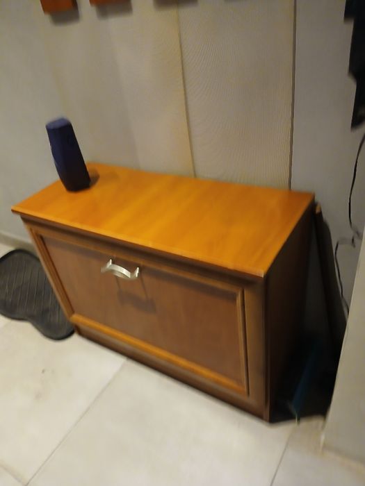 Szafka na buty z wieszakiem  do przedpokoju