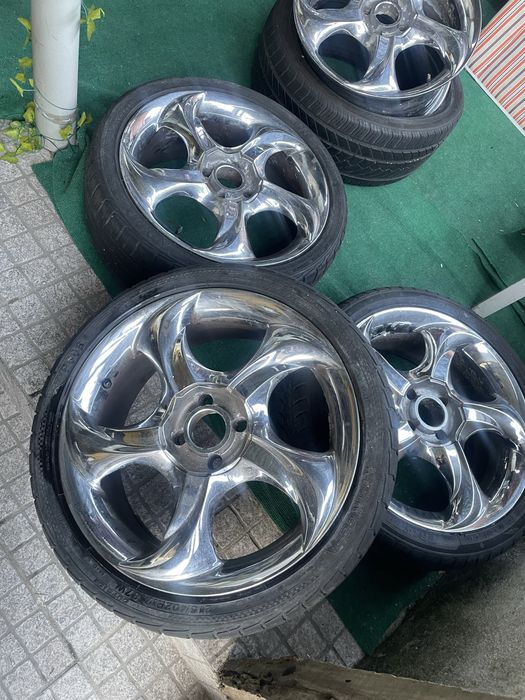 Rodas aro 19 cromadas com pneus