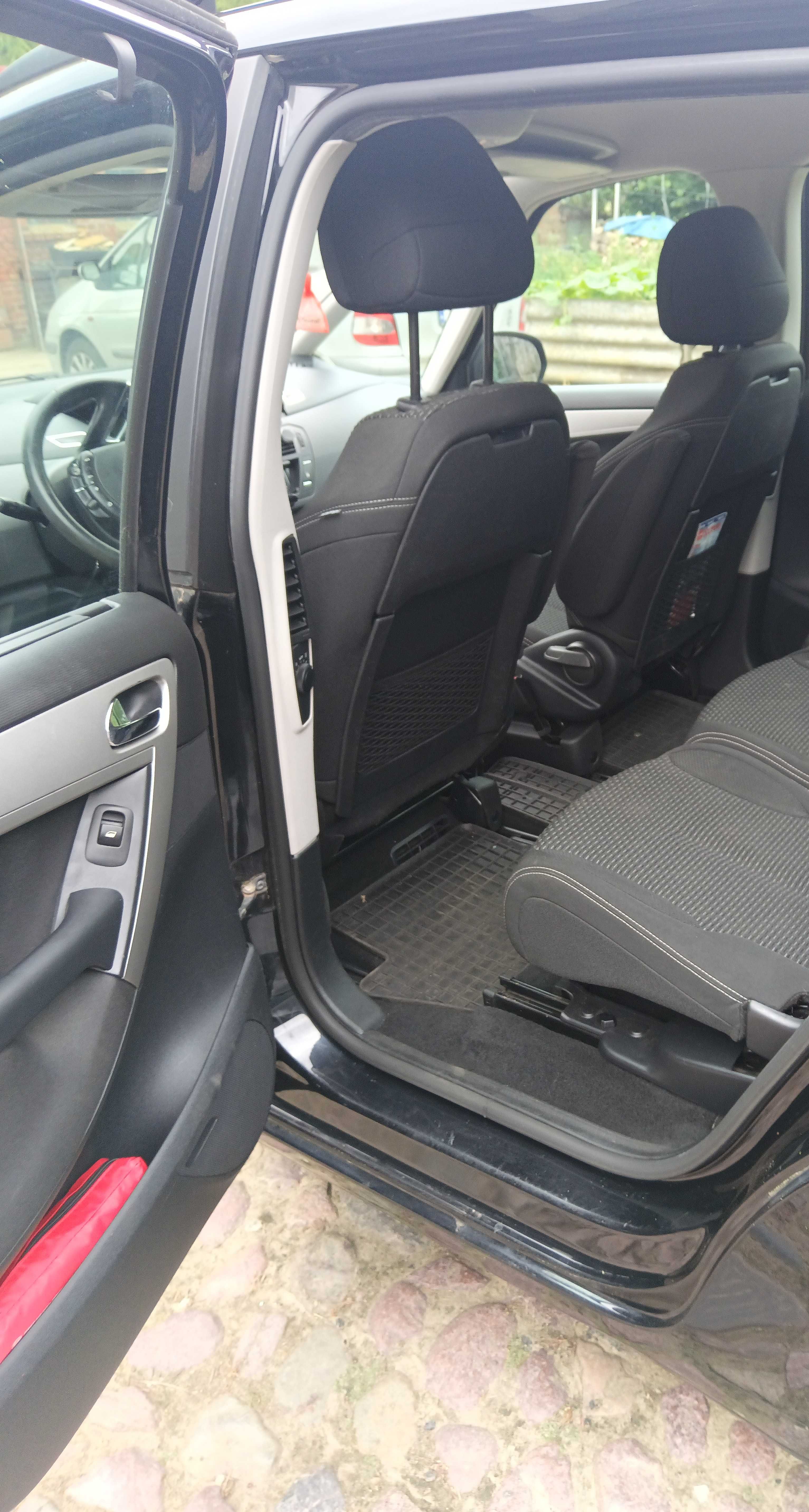 Sprzedam CITROENA C4 Grand Picasso 1.6 HDI Rok 2011