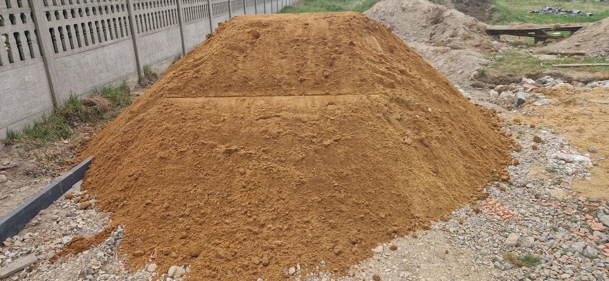 Piasek zasypowy podsypkowy płukany