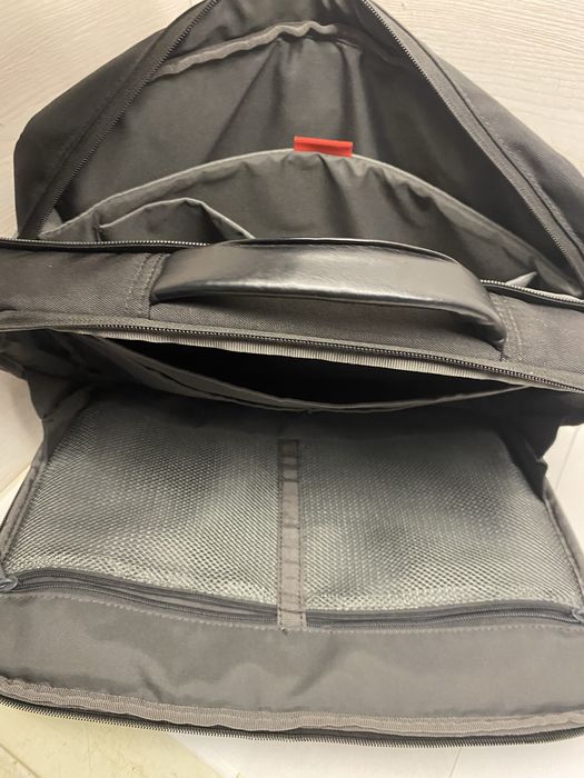 Сумка портфель Lenovo ThinkPad для ноутбука 15,6"  42×30×10 см