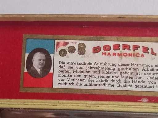 Stara harmonijka Chromatica z pudelkiem