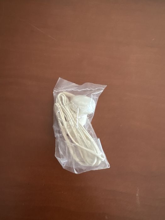 Vendo rádio pilhas SHARP - decada 1970 - novo